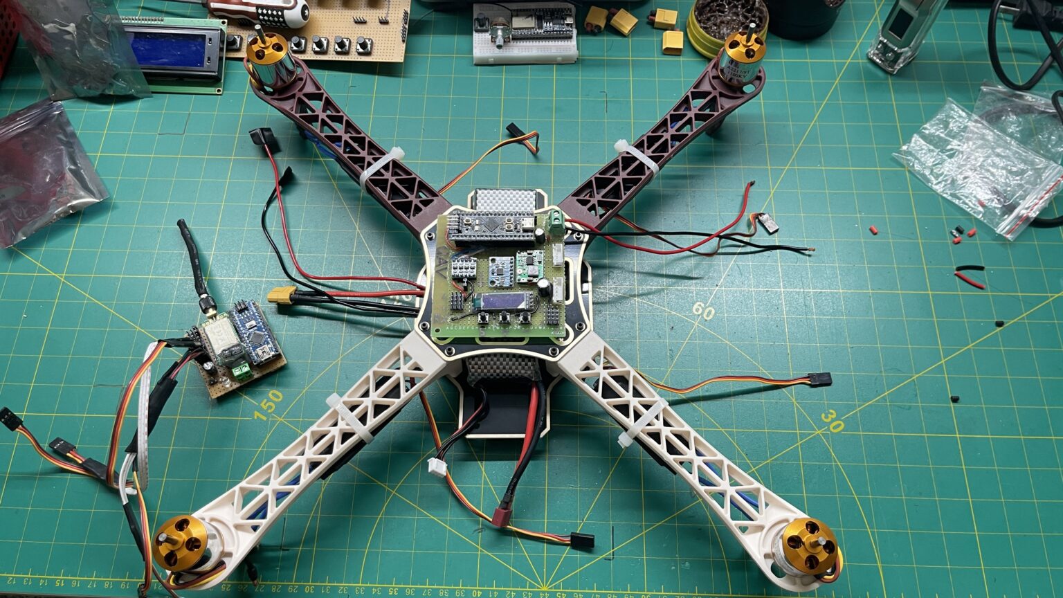LẬP TRÌNH DRONE | QUADCOPTER ARDUINO – VNGREENTECH